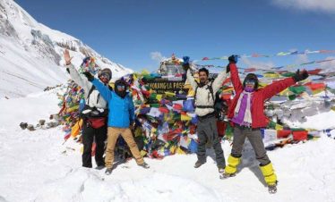 Annapurna circuit trekking