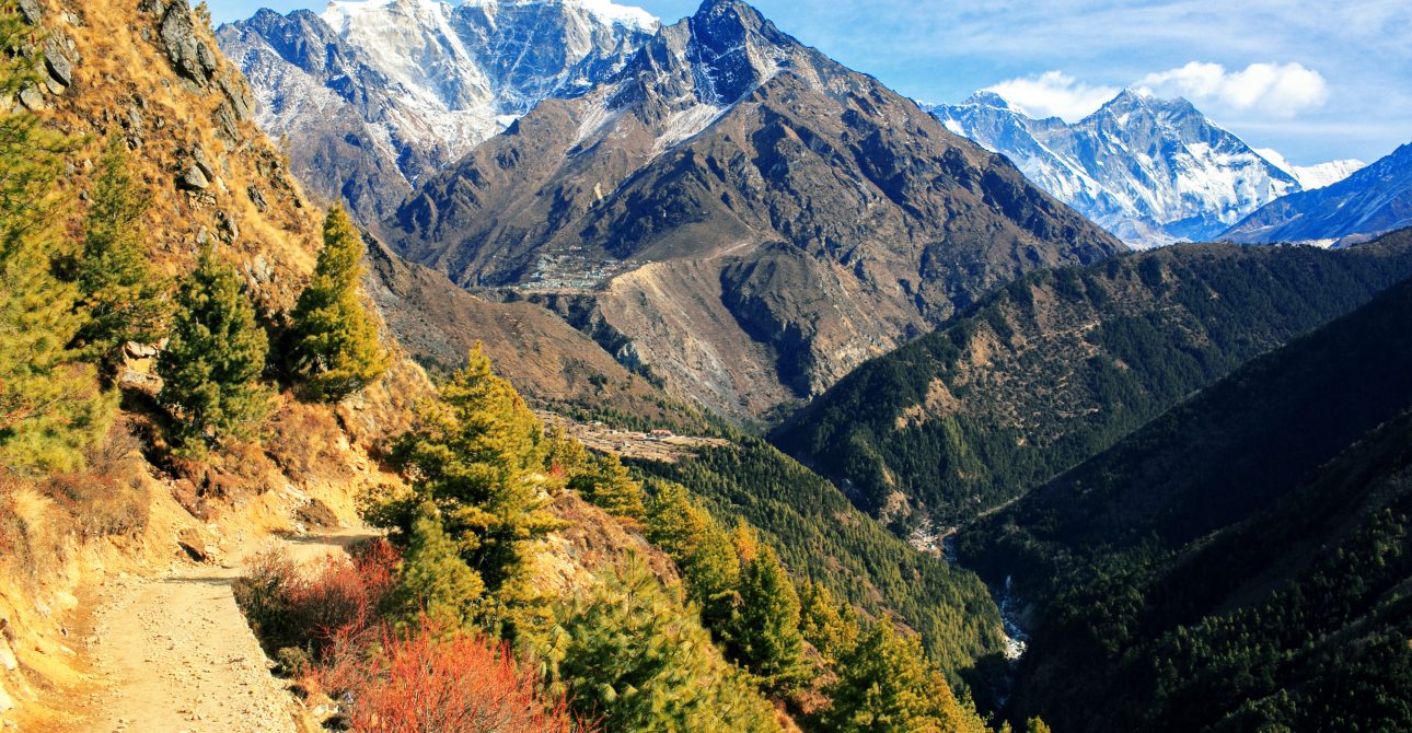 Best Time to Do Everest Base Camp Trek in 2026: Ultimate Guide.
